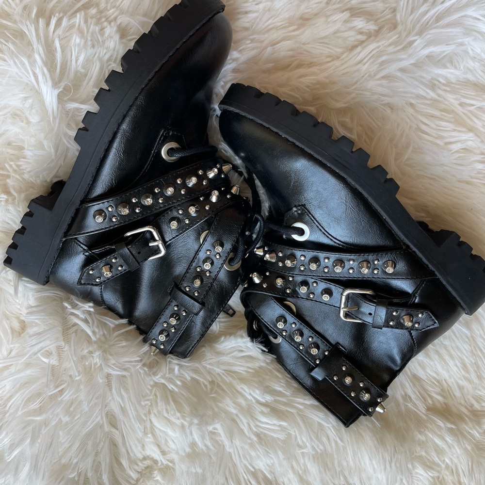 Zara boots, new, black, size 29